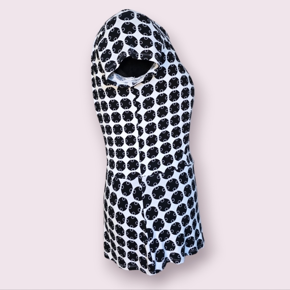 Roz & Ali Black and White Pattern Top - Picture 4 of 4